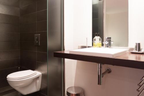 Apartamento Via Augusta 153 Барселона Екстериор снимка